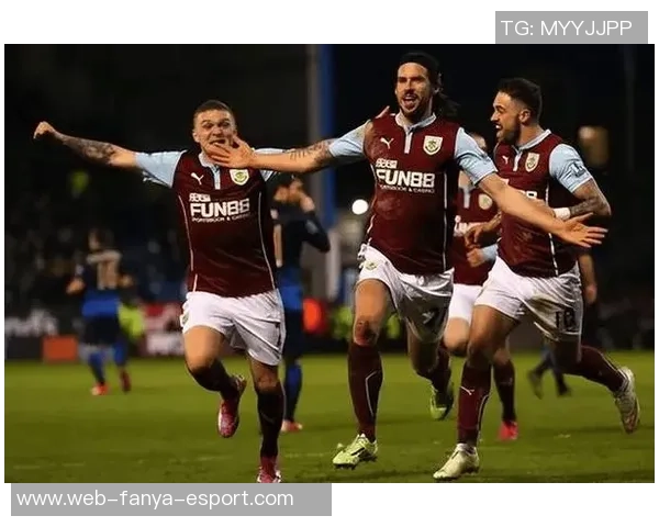 伯恩利英超遭遇七连败深陷降级区距离安全区差距扩大至五分